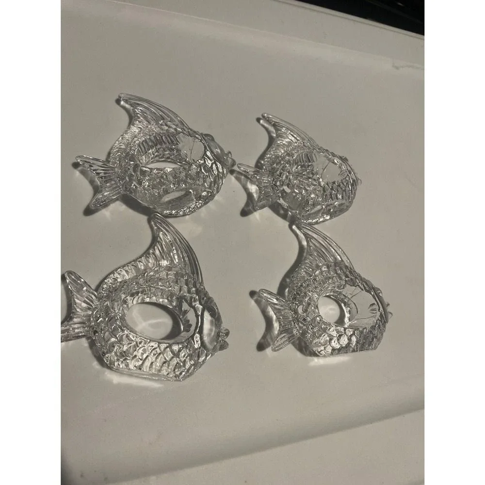 Crystal Fish Napkin Rings Set of 4,‎ Nautical Coastal Table Decor